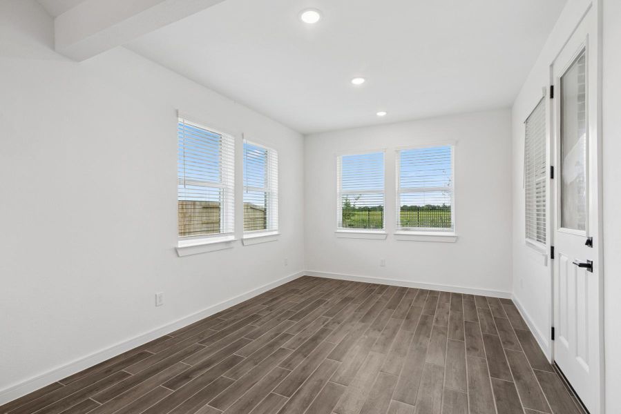 Charming dining area Charming dining area