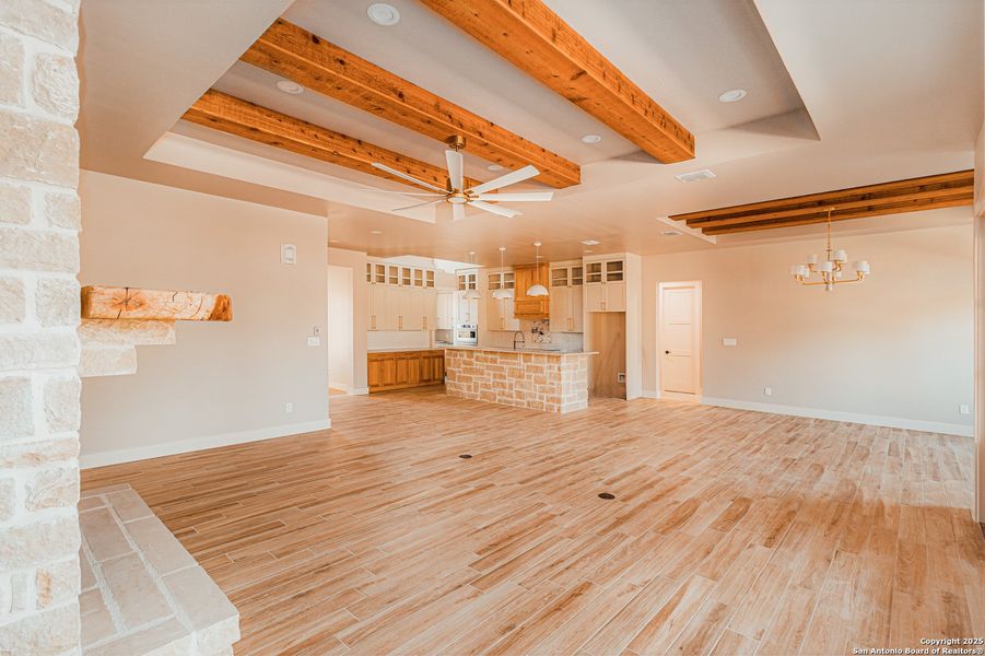 Spacious, unfurnished interior of a new home in , La Vernia (Image 17). Spacious, unfurnished interior of a new home in , La Vernia (Image 17).