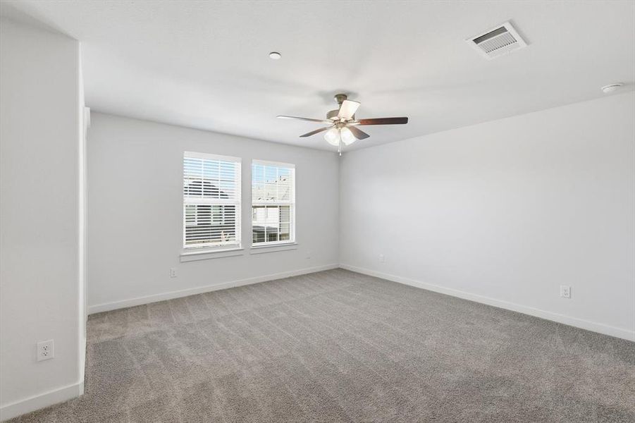 Spacious, unfurnished interior of a new home in , Fort Worth (Image 17).