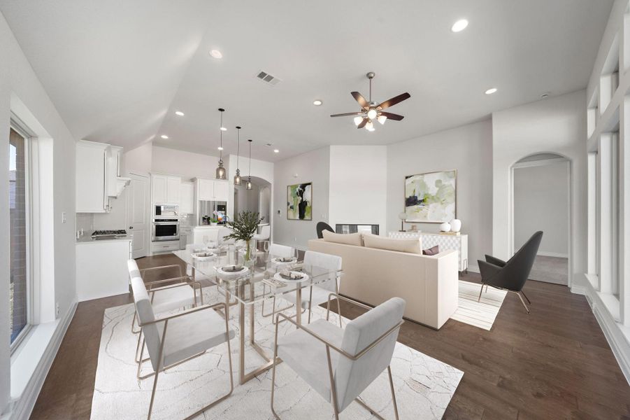 **This photo is virtually staged** **This photo is virtually staged**