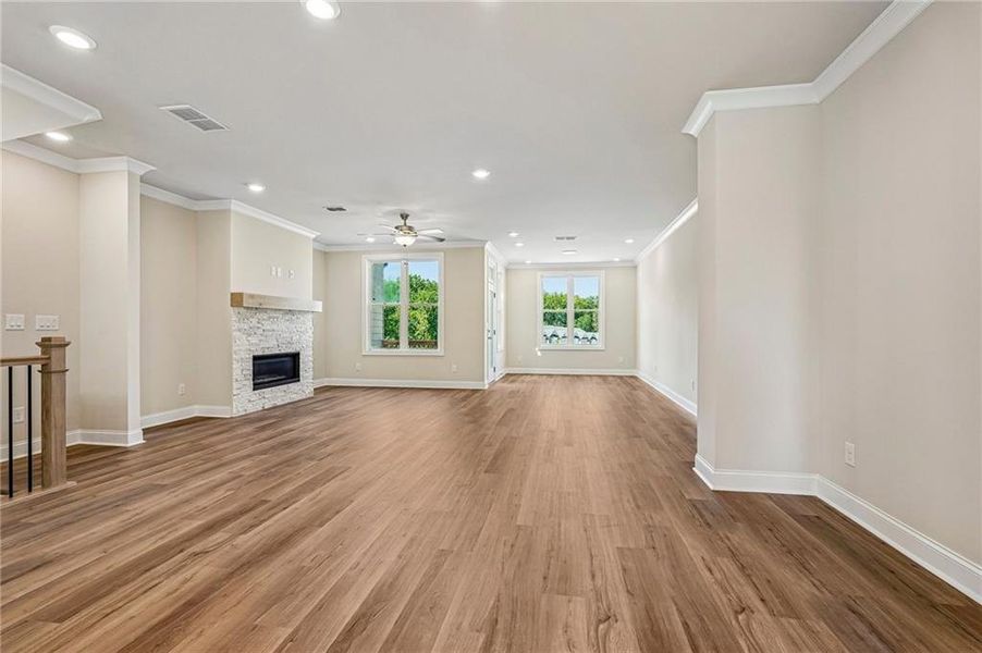 Spacious, unfurnished interior of a new home in Waterside Townhomes, Peachtree Corners (Image 35). Spacious, unfurnished interior of a new home in Waterside Townhomes, Peachtree Corners (Image 35).