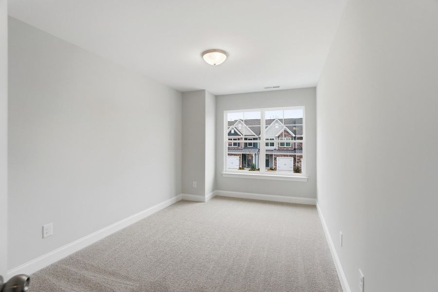 Spacious, unfurnished interior of a new home in Harrisburg Village Townhomes, Harrisburg (Image 49).
