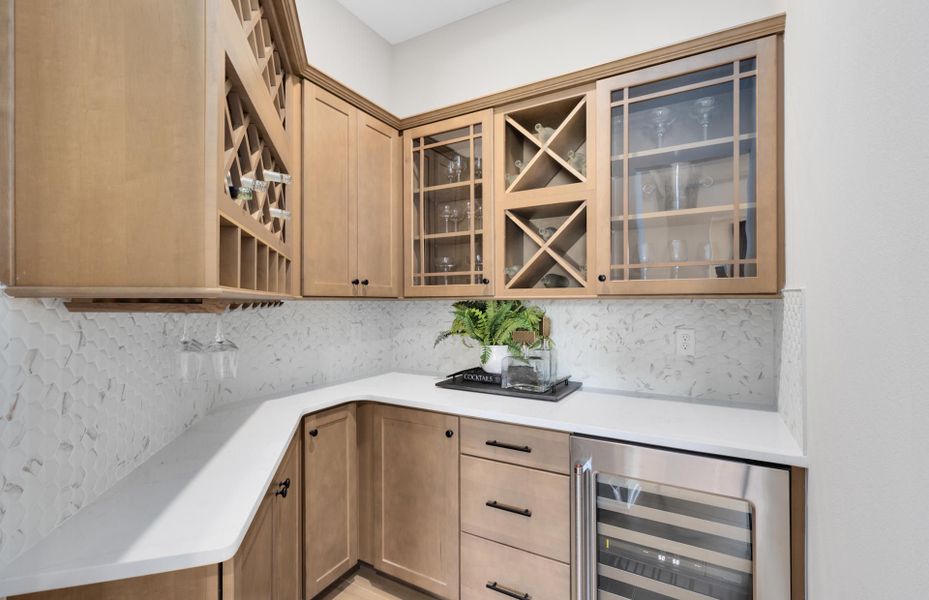 Versatile Spaces Versatile Spaces