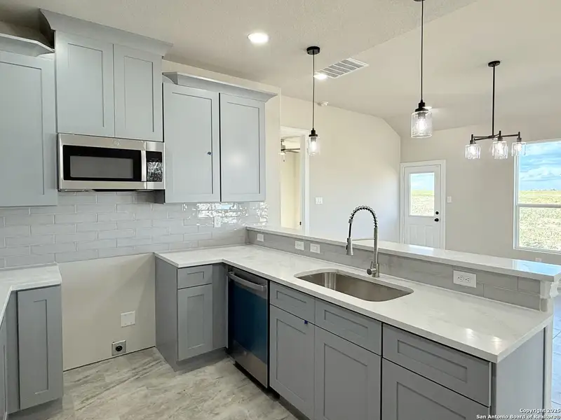 Furnished interior view inside a new home in , La Vernia (Image 5). Furnished interior view inside a new home in , La Vernia (Image 5).