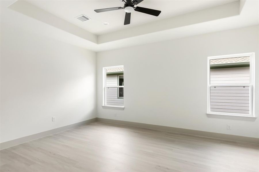 Spacious, unfurnished interior of a new home in , La Porte (Image 15).