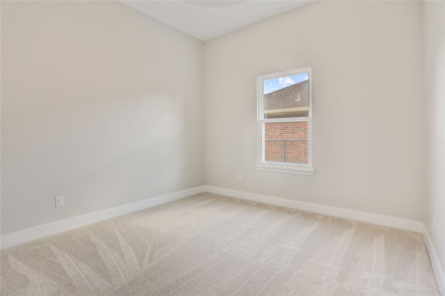 Spacious, unfurnished interior of a new home in , Houston (Image 16).