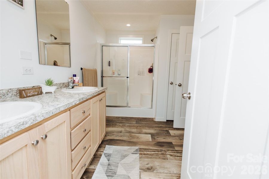 Furnished interior view inside a new home in , Nebo (Image 26).