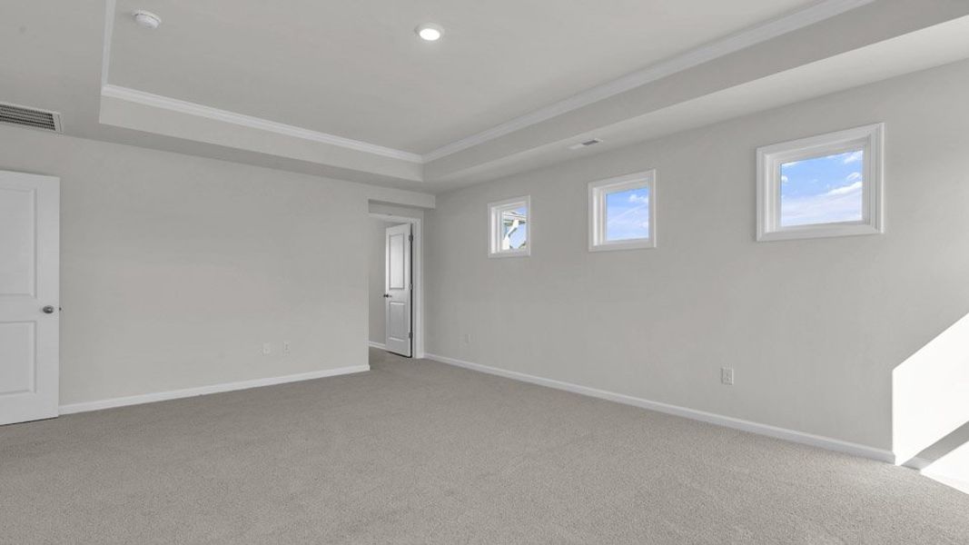 Spacious, unfurnished interior of a new home in The Manors at Martin Farms, Aberdeen (Image 16).