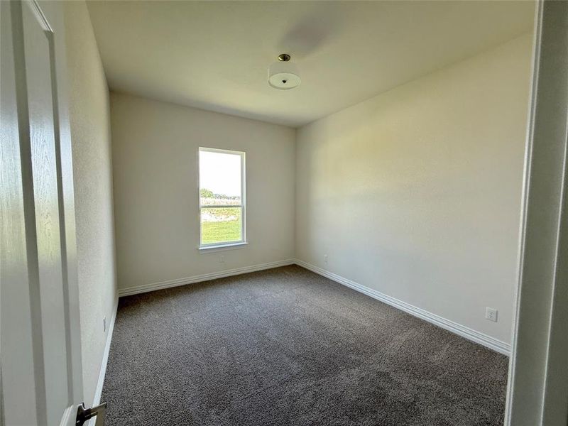 Spacious, unfurnished interior of a new home in Windmill Creeks, Weatherford (Image 13). Spacious, unfurnished interior of a new home in Windmill Creeks, Weatherford (Image 13).