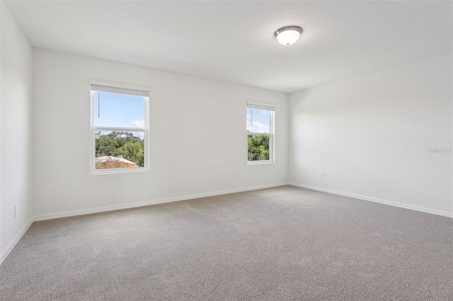 Spacious, unfurnished interior of a new home in Crosswinds - Signature Series, Haines City (Image 22).