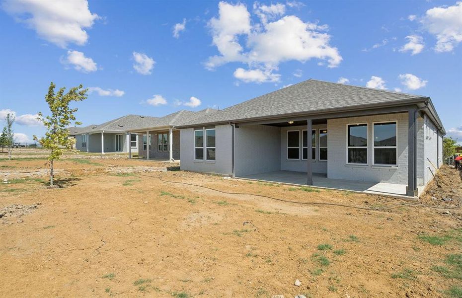 Oversized yard *Real home pictured Oversized yard *Real home pictured