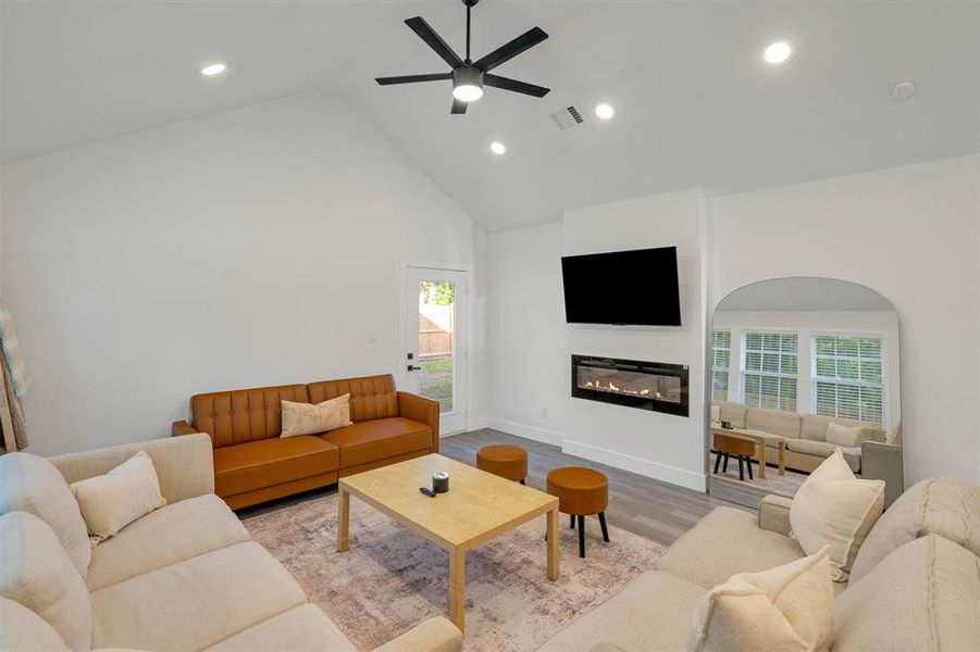 Furnished interior view inside a new home in , Cooper (Image 15).