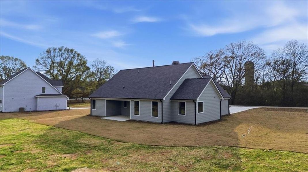Exterior details and patio area of a home in , Statham (Image 33).