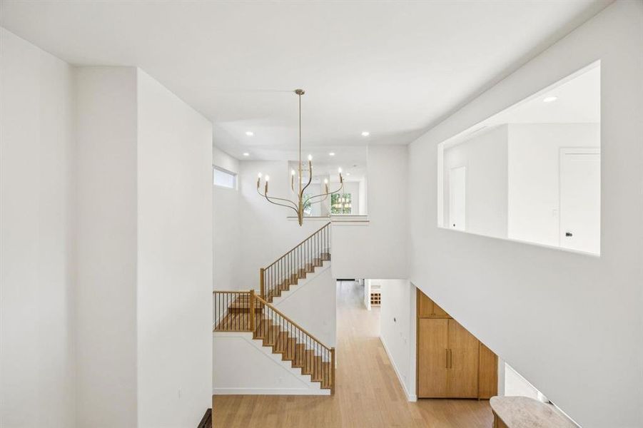 Spacious, unfurnished interior of a new home in , Dallas (Image 18).