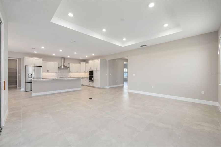 Spacious, unfurnished interior of a new home in , Ocala (Image 28).