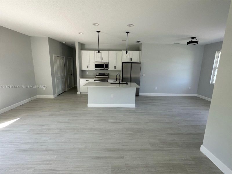 Spacious, unfurnished interior of a new home in , Port Charlotte (Image 9). Spacious, unfurnished interior of a new home in , Port Charlotte (Image 9).