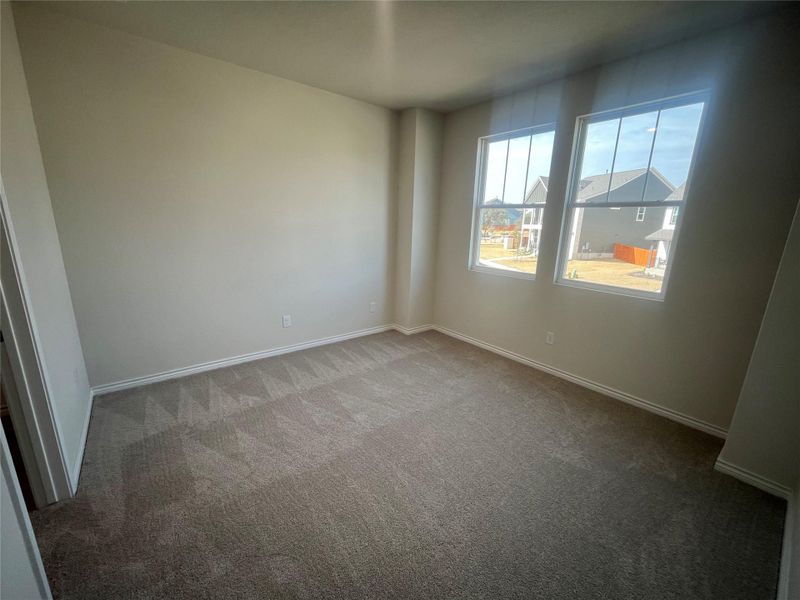 Spacious, unfurnished interior of a new home in Lariat, Liberty Hill (Image 14).