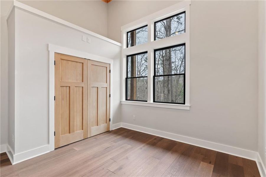 Spacious, unfurnished interior of a new home in , Ellijay (Image 24).