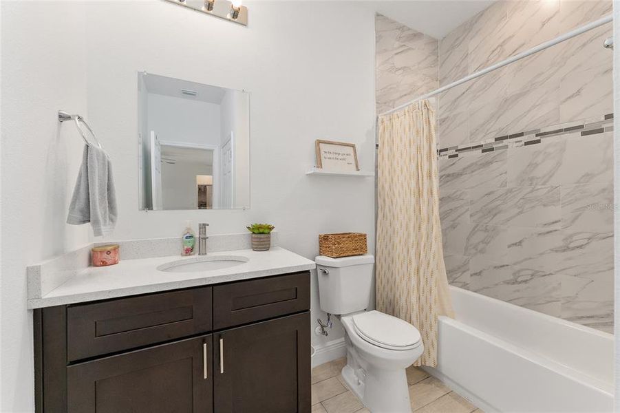 Furnished interior view inside a new home in , Ocala (Image 15).