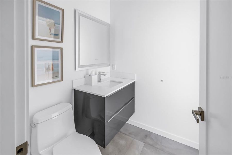 Furnished interior view inside a new home in , Sarasota (Image 54).