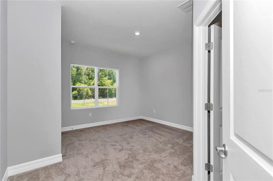 Spacious, unfurnished interior of a new home in , Summerfield (Image 44).