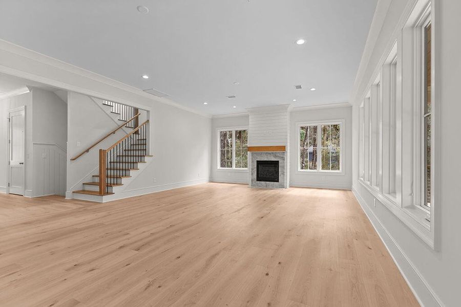 Spacious, unfurnished interior of a new home in , Seabrook Island (Image 40).