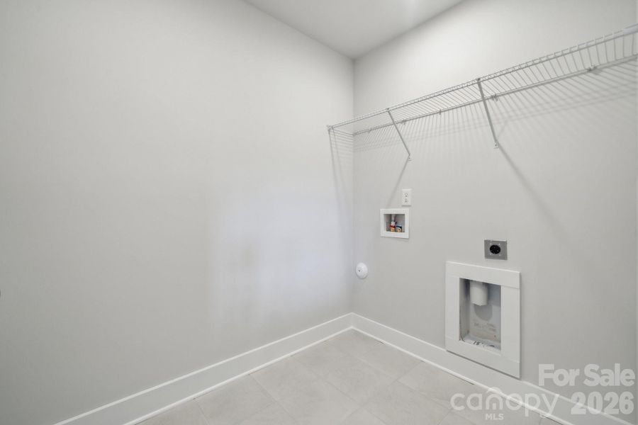 Spacious, unfurnished interior of a new home in Cannon Manor, Kannapolis (Image 21).