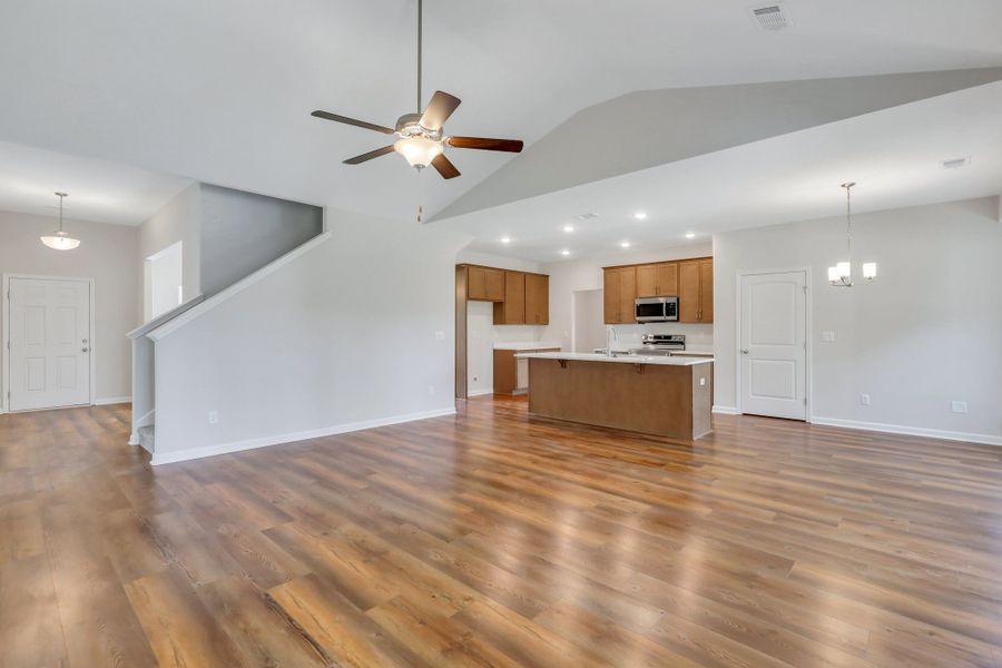 Spacious, unfurnished interior of a new home in Ramsey Landing, Rincon (Image 15).