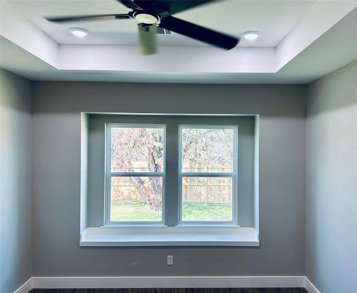 BEAUTIFUL BAY WINDOW in primary bedroom.