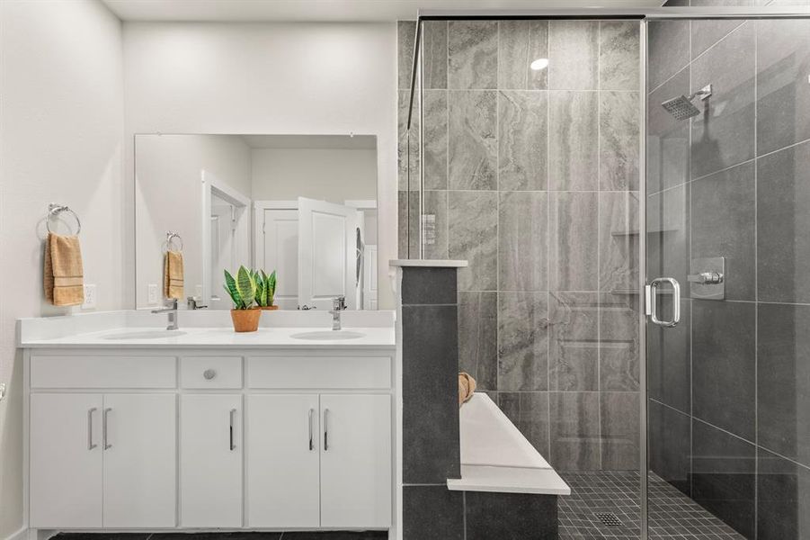 9015 Indianola_2540_Coral_Bath 9015 Indianola_2540_Coral_Bath