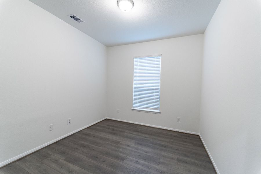 Spacious, unfurnished interior of a new home in Windrose Green, Angleton (Image 25).