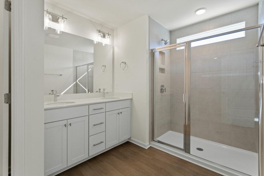 Furnished interior view inside a new home in Bellevue Townhomes, Greenville (Image 8). Furnished interior view inside a new home in Bellevue Townhomes, Greenville (Image 8).