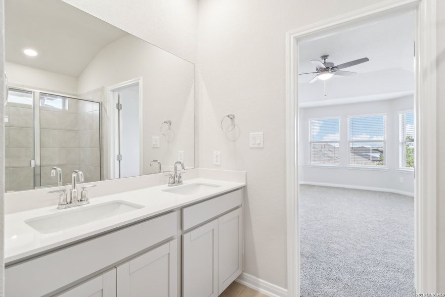 Furnished interior view inside a new home in Catalina, Converse (Image 6).