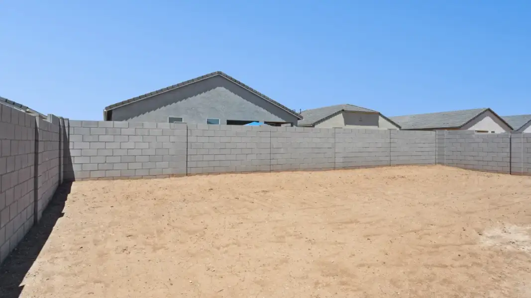 Exterior details and patio area of a home in Magma Ranch Vistas, Florence (Image 19).