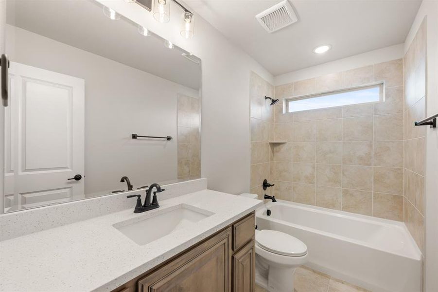 Image 37 of a home in Sable Creek.