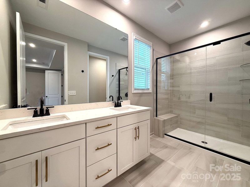 Primary Bath (Main Level) - Construction Photo 11/20/25