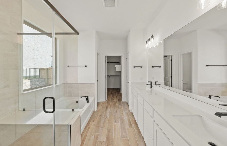 Furnished interior view inside a new home in Crescent Bluff, Georgetown (Image 7).