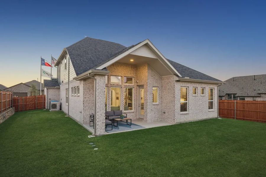 Representative exterior details of a home built from the Dayton 50' by Chesmar Homes in Las Lomas, Forney (Image 23).