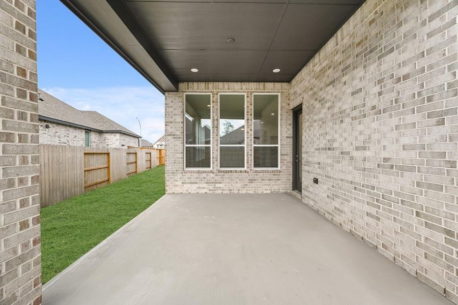 Exterior details and patio area of a home in Grand Central Park: 55ft. lots, Conroe (Image 3).