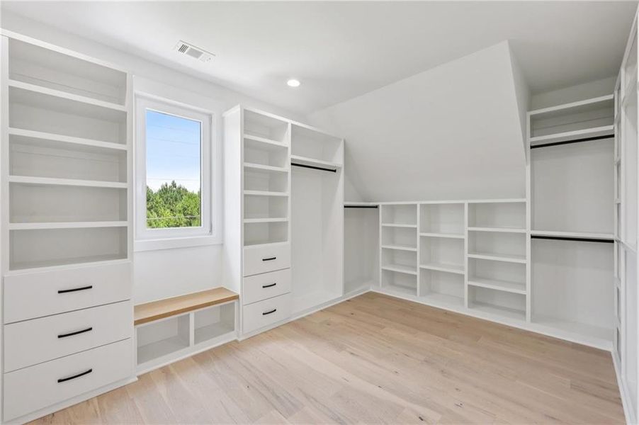 Image 58 of a home in .