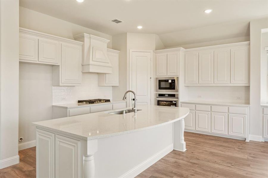Furnished interior view inside a new home in Stone River Glen 60s, Royse City (Image 8). Furnished interior view inside a new home in Stone River Glen 60s, Royse City (Image 8).