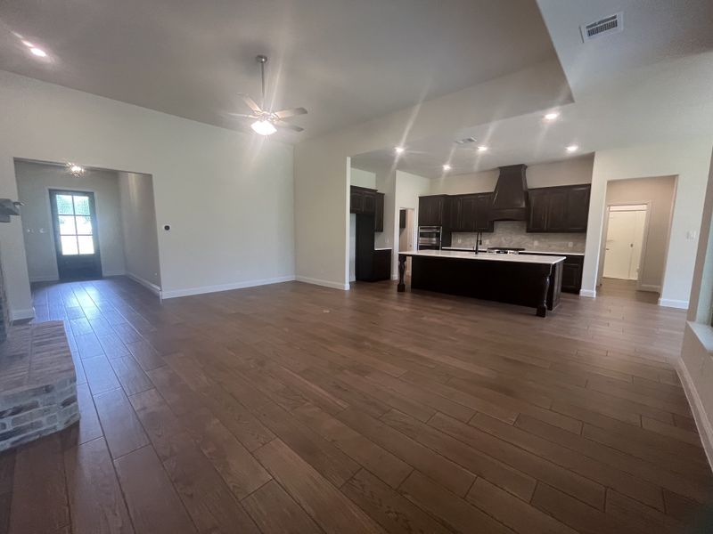 Representative unfurnished interior of a home built from the Nolan by Cheldan Homes in Arbor Oaks, Boyd (Image 6).