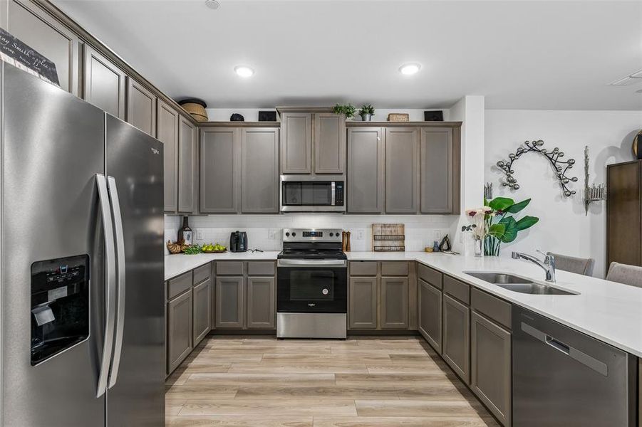 Furnished interior view inside a new home in Cloverleaf Crossing Townhomes, Mesquite (Image 12).