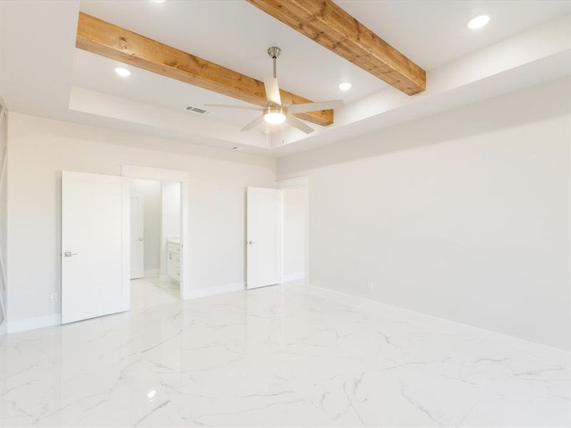 Spacious, unfurnished interior of a new home in , Fort Worth (Image 16).