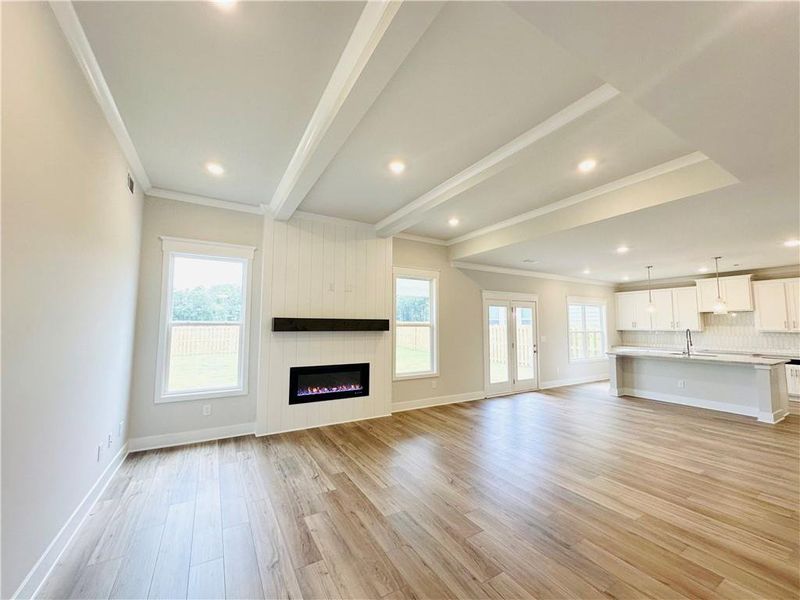 Spacious, unfurnished interior of a new home in Summerlin, Winder (Image 55).