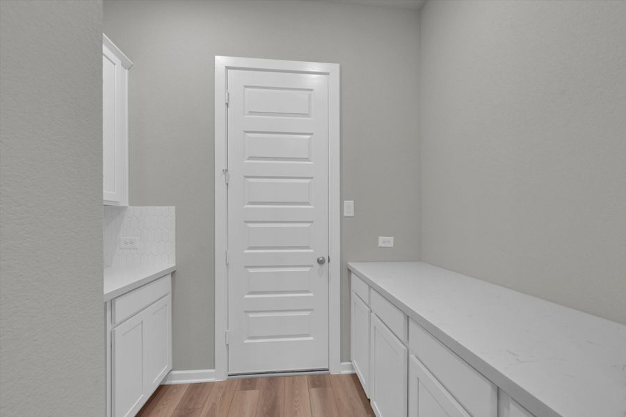Furnished interior view inside a new home in Summer Place  35', Montgomery (Image 14).