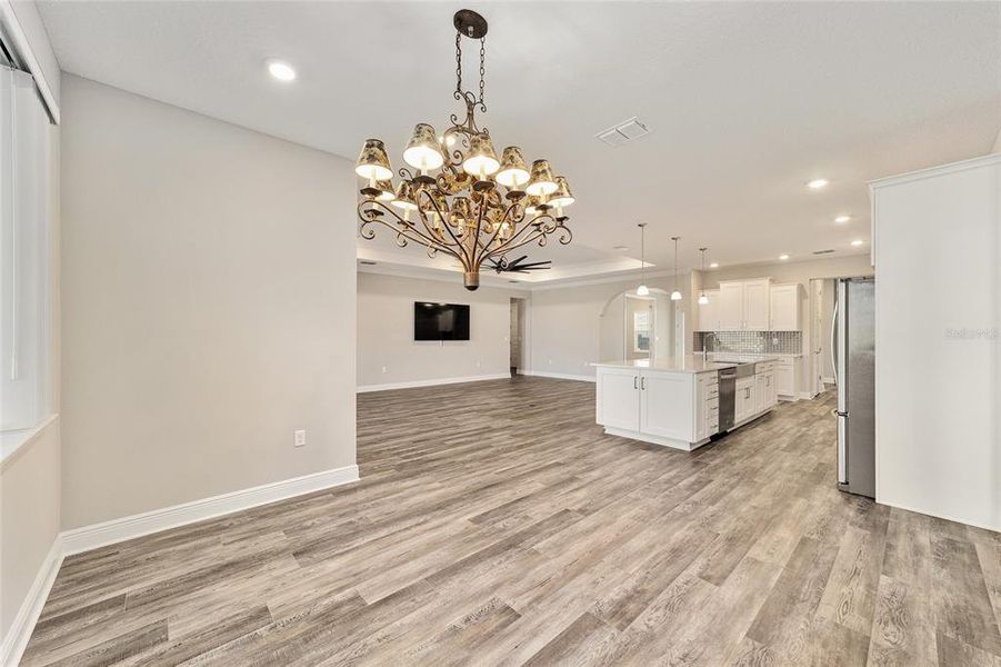 Spacious, unfurnished interior of a new home in , Ocala (Image 41).