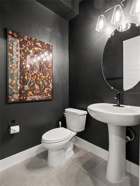 Furnished interior view inside a new home in , Winter Garden (Image 15).