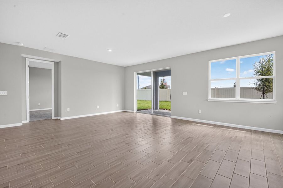 Spacious, unfurnished interior of a new home in Pasadena Ridge Master, Dade City (Image 10). Spacious, unfurnished interior of a new home in Pasadena Ridge Master, Dade City (Image 10).