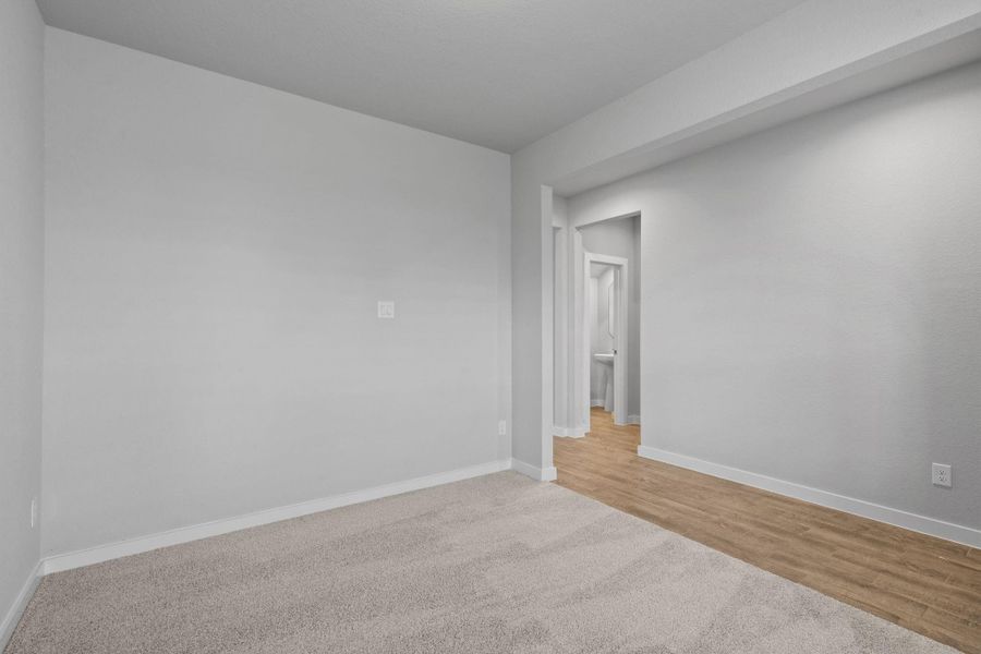 Spacious, unfurnished interior of a new home in Beacon Hill, Waller (Image 12). Spacious, unfurnished interior of a new home in Beacon Hill, Waller (Image 12).